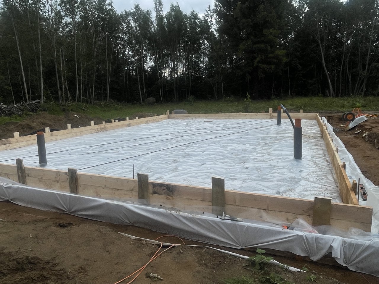 Ленточный фундамент под баню - фото 1